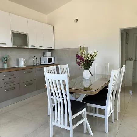 Appartement Nada Sevid