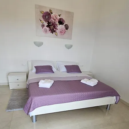 Apartment Nada Sevid